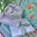 Silk Anniversary Heart Gold