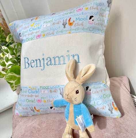 Farm animals cushion